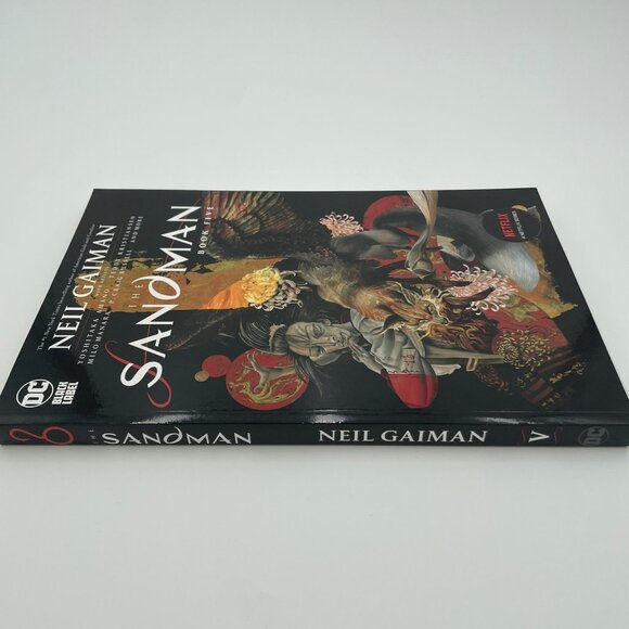 The Sandman: Book Five • Neil Gaiman • DC Black Label • Graphic Novel - Picture 4 of 5